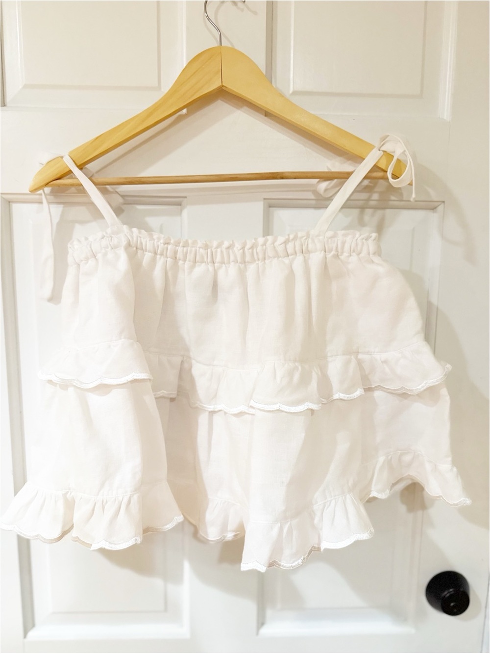 Innika Choo Embroidered Linen Ruffle Cami Top ONE SIZE - Picture 5 of 10
